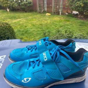 Giro Vibrant Blue Cycling SPD Velcro Strap Shoes Size 6.5